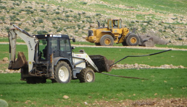 L’armée d’occupation israélienne détruit la source en eau potable de la communauté bédouine de AL HADIDIYA